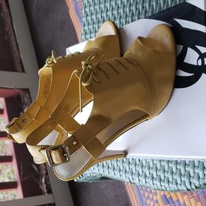 Mustard yellow opened toe sling backs shoes